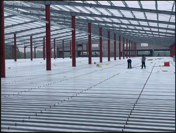 Thi Công Tôn Sàn Deck