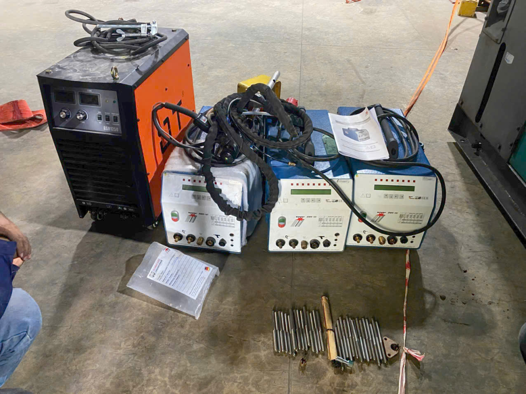 Đinh Chống Cắt Sàn Deck