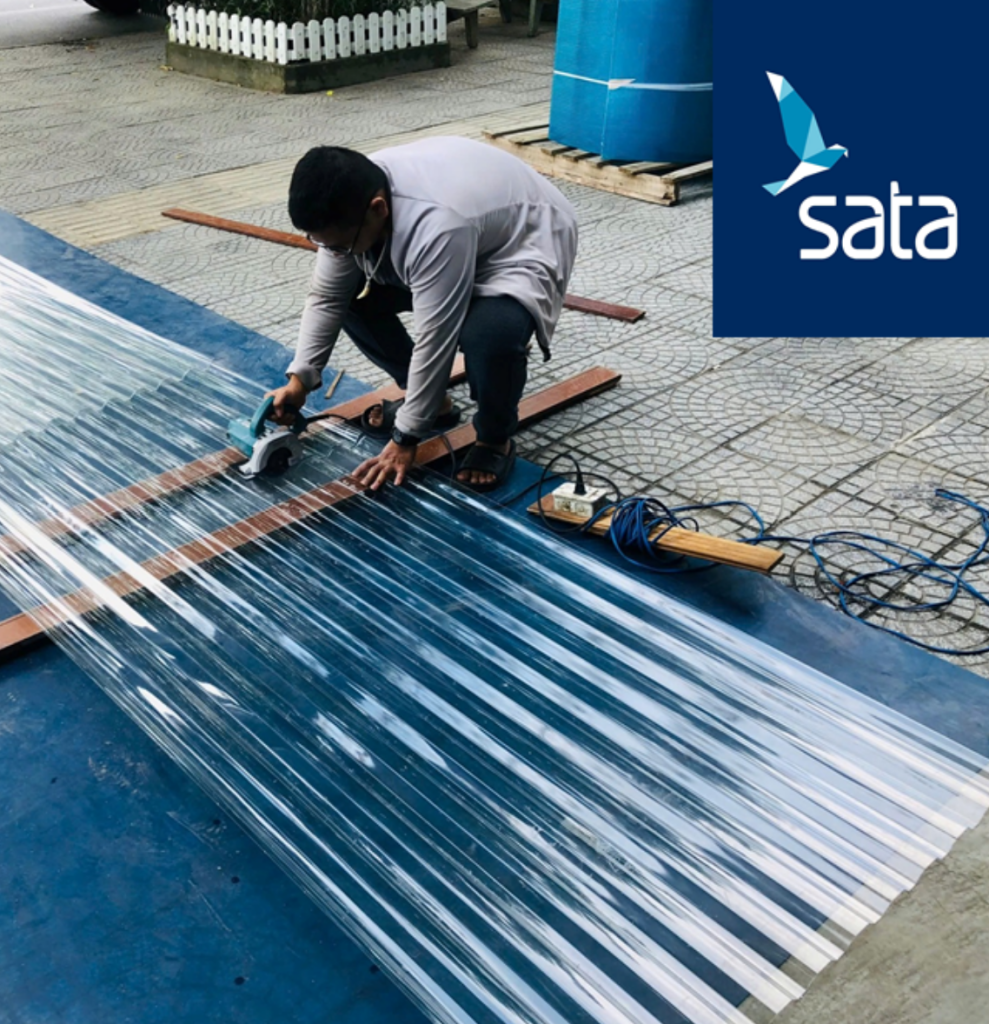 ton lay sang polycar