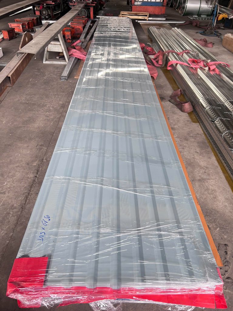 Giá Tôn Thường Bao Nhiêu 1m2? Bảng Giá Mới Nhất 2026 2 1.aa55 768x1024 1