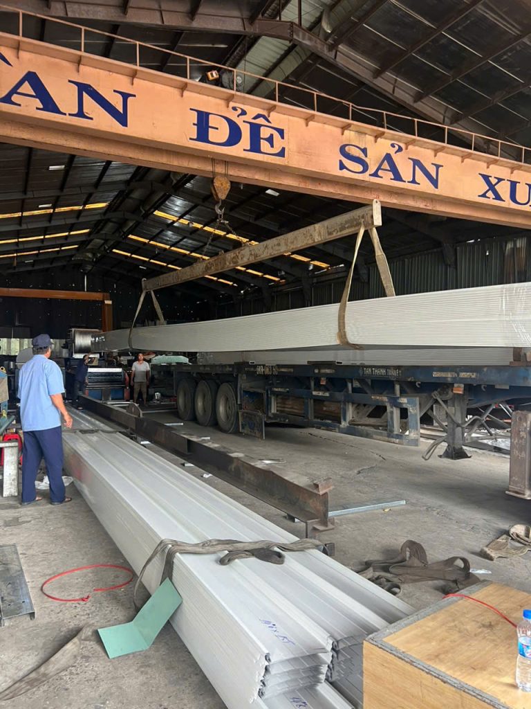 Tôn Cliplock 4 Sóng - Độ Bền Cao, Thẩm Mỹ, Dễ Thi Công 6 ll3