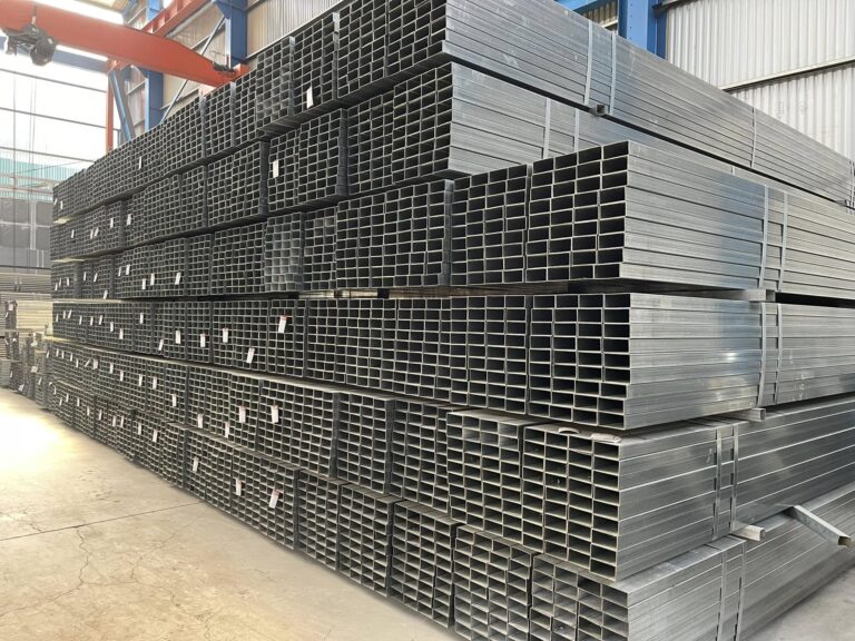 Giá Thép Hộp Đông Á 40x80 – Chất Lượng Cao, Giá Cạnh Tranh 1 Thép hộp Đông Á 40x80