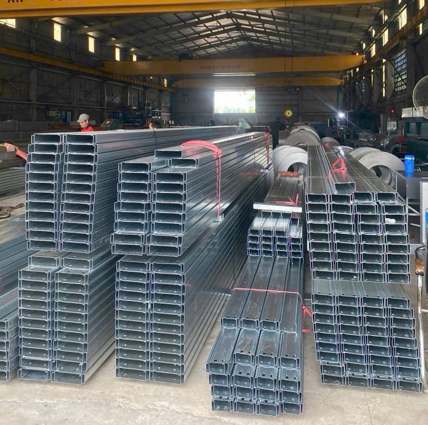 giá xà gồ C