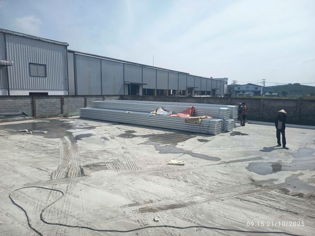 Tôn Cách Nhiệt Bao Nhiêu Tiền? Giá Tôn Xốp Cách Nhiệt 2025 3 tôn cách nhiệt bao nhiêu tiền