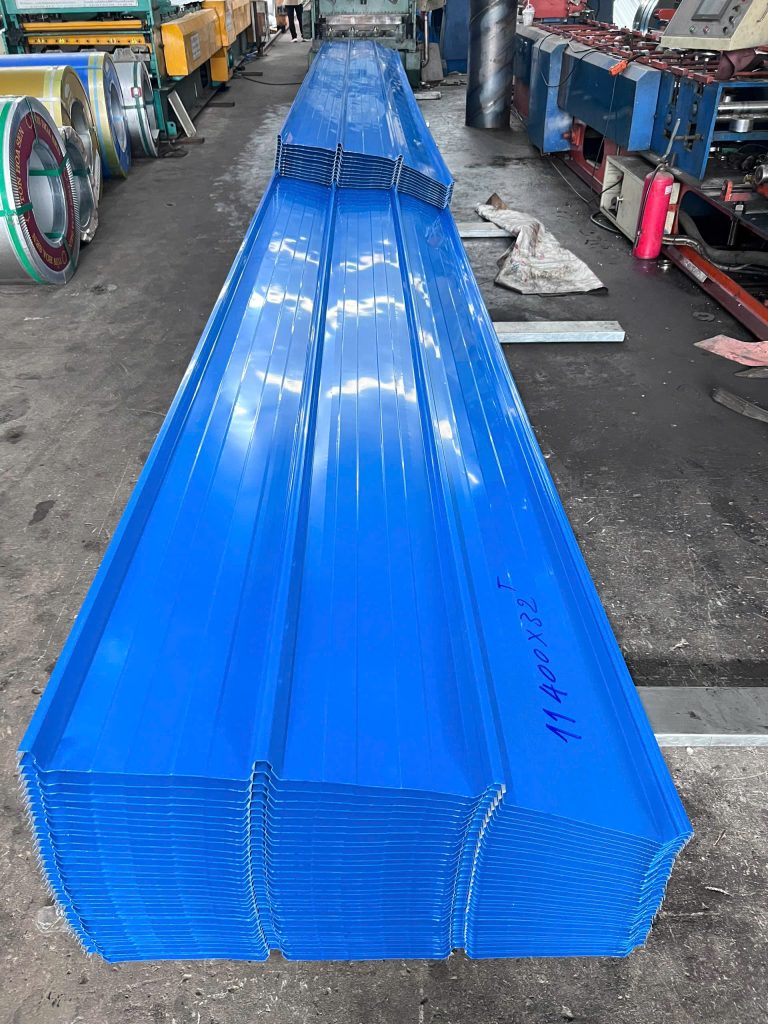 Tôn Kliplock 970 – Dòng Tôn Lợp Cao Cấp Được Ưa Chuộng 2 Tôn Kliplock 970mm
