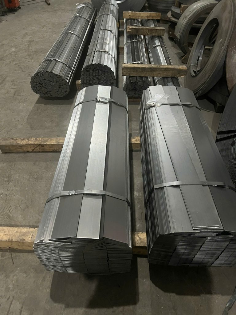 Sắt la mạ kẽm: Đặc điểm, ứng dụng và xu hướng thị trường 3 Sắt la