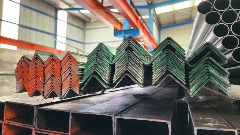 Thép V mạ kẽm là gì?