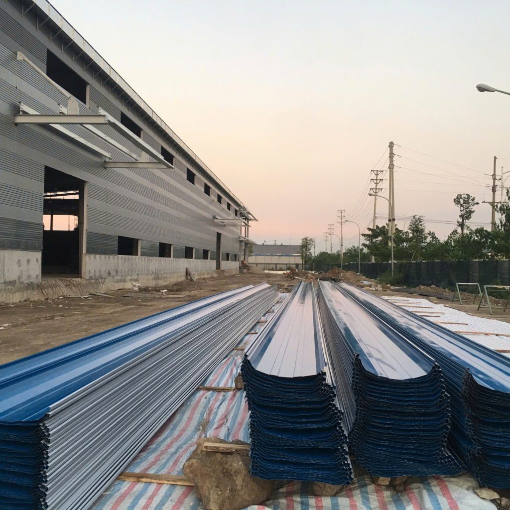 Tìm hiểu tôn Seamlock 480 – Công nghệ khóa mí Standing seam 5 Tôn Seamlock 480