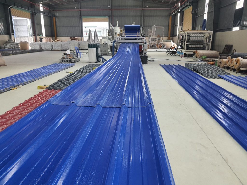Tôn Nhựa PVC từ SATA – Nâng tầm công trình xanh 2025 5 Một số mẫu sóng tôn nhựa PVC phổ biến