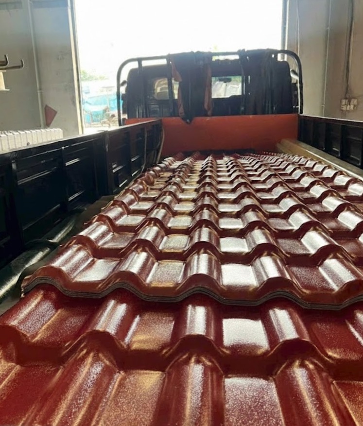 Tôn Nhựa PVC từ SATA – Nâng tầm công trình xanh 2025 4 Lựa chọn thương hiệu tôn nhựa PVC đáng tin cậy với Thép SATA