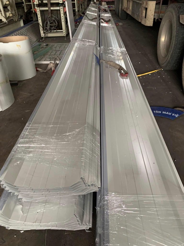 Tôn Seamlock 500 - Thiết Kế Sóng Cao, Bền Bỉ, Tuổi Thọ Vượt Trội 5 Tôn Seamlock