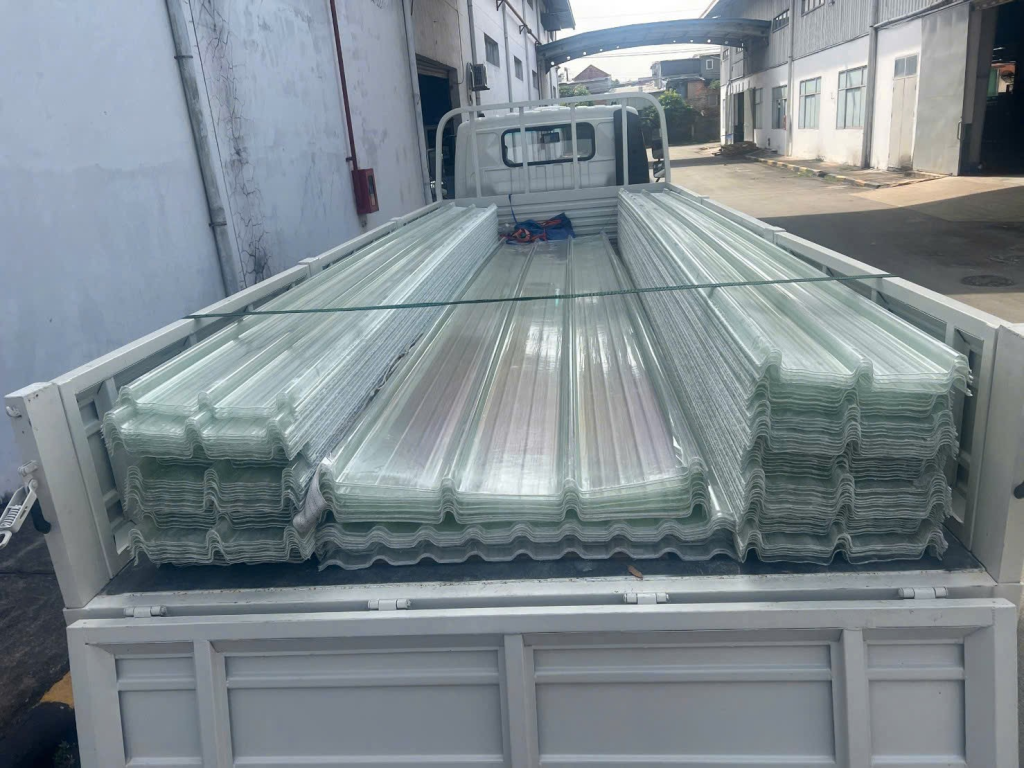 Tôn nhựa lấy sáng