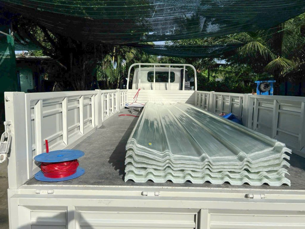 Giá tôn nhựa 5 Sóng SATA Công nghệ Chống UV mới nhất 2026 2 Giá Tôn nhựa 5 sóng SATA