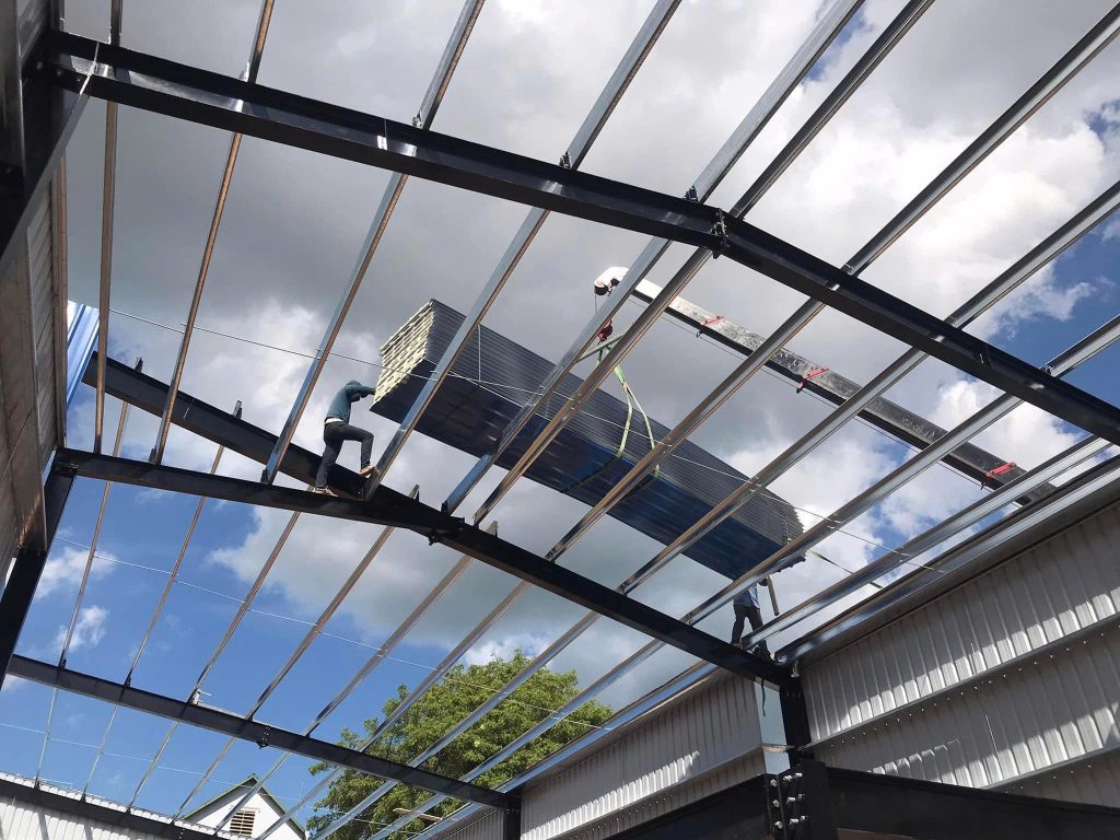 Ứng dụng tôn lấy sáng 