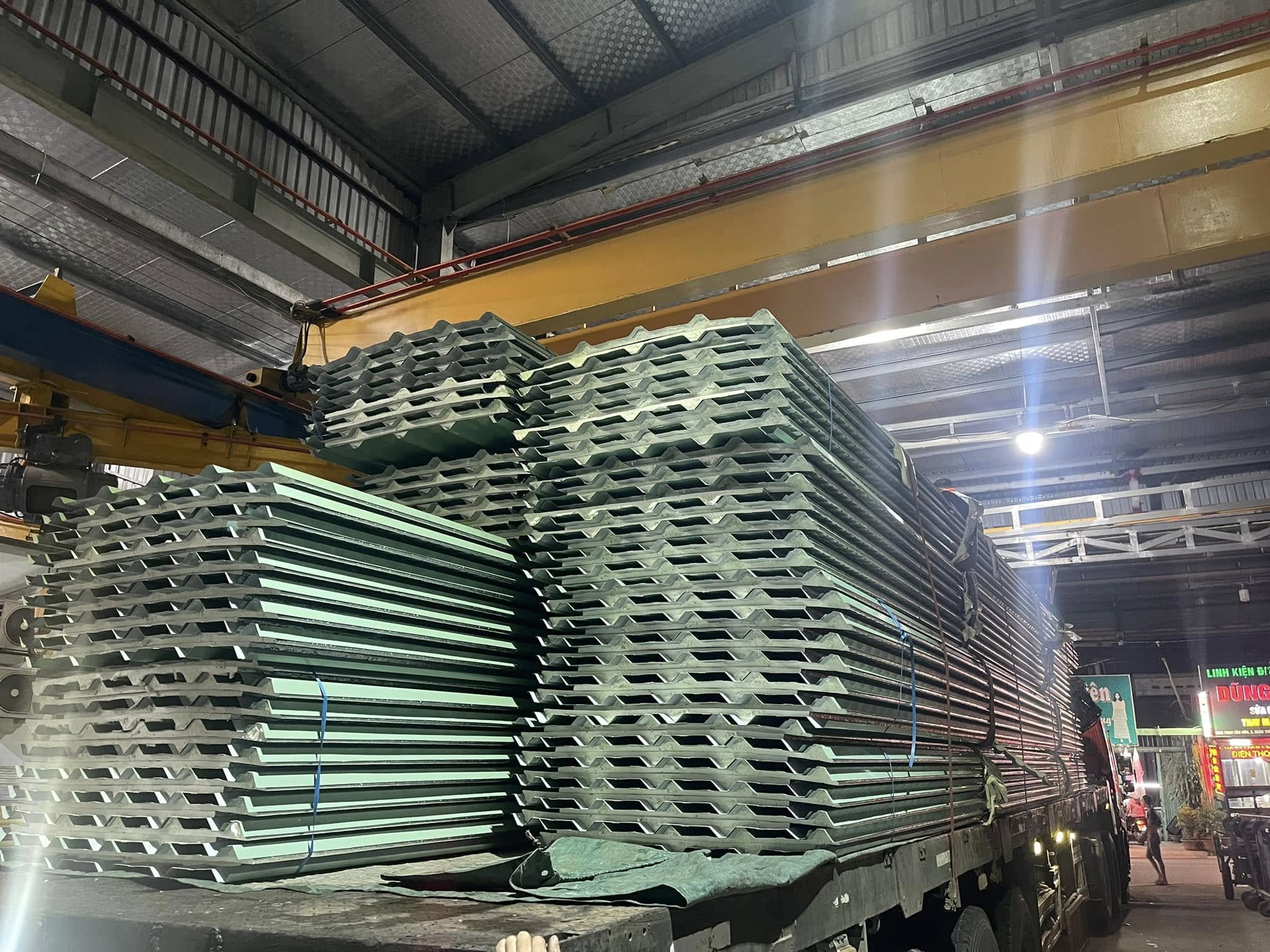 Tôn Cách Nhiệt Nam Kim Chính Hãng – Cập Nhật Mới Nhất 1 Tôn cách nhiệt Nam Kim