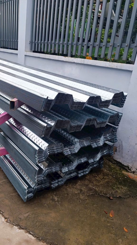 Tôn sàn deck Đông Á 75mm