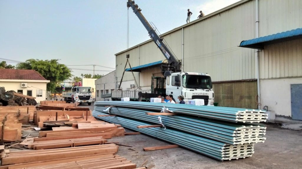 Tôn Cách Nhiệt Nam Kim Chính Hãng – Cập Nhật Mới Nhất 4 ứng dụng Tôn cách nhiệt Nam Kim