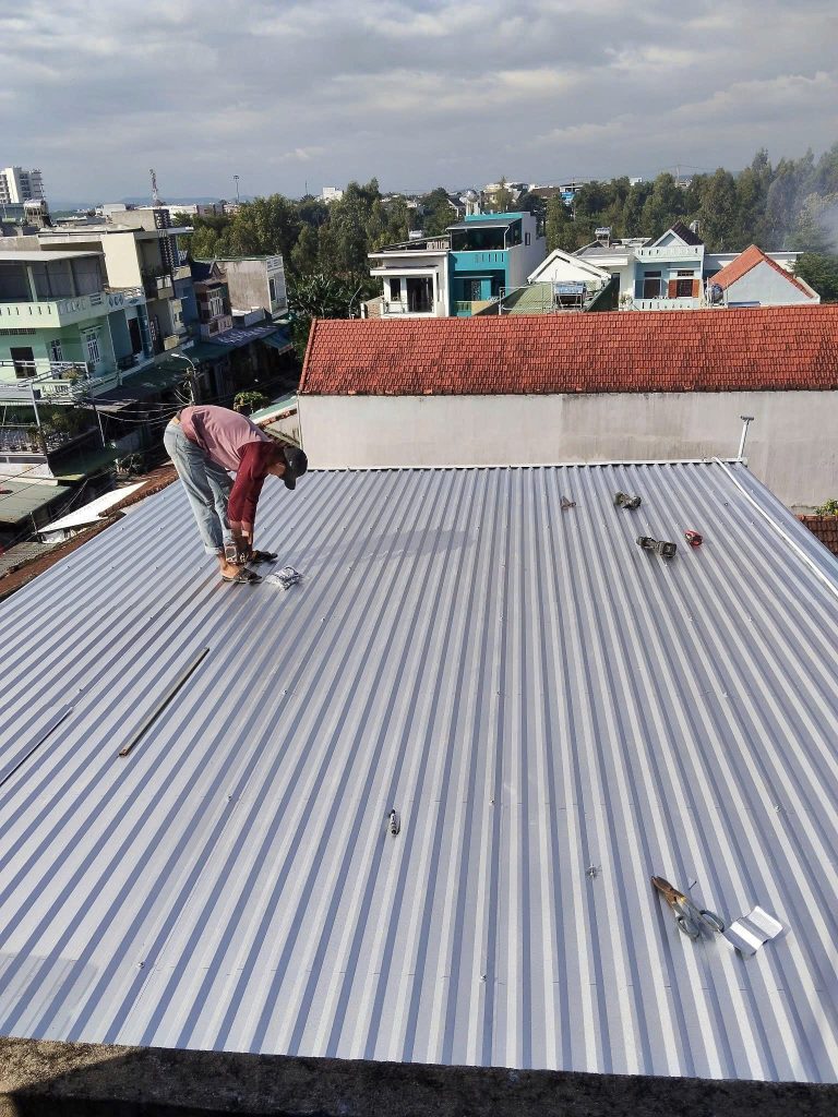 Ứng dụng tôn lấy sáng 