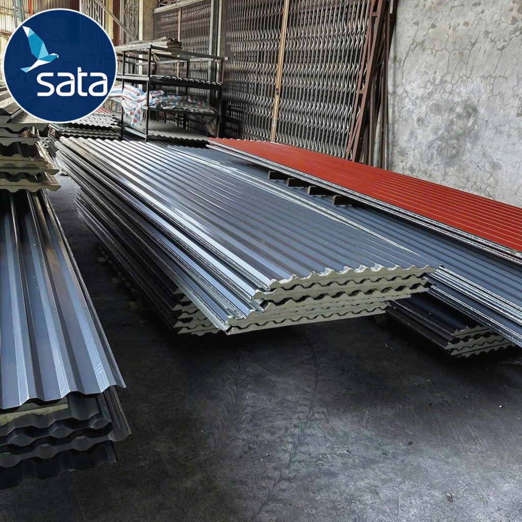 Tôn Cách Nhiệt 3 Lớp PU – Giải Pháp Chống Nóng Hiệu Quả 4 Tôn cách nhiệt 3 lớp PU