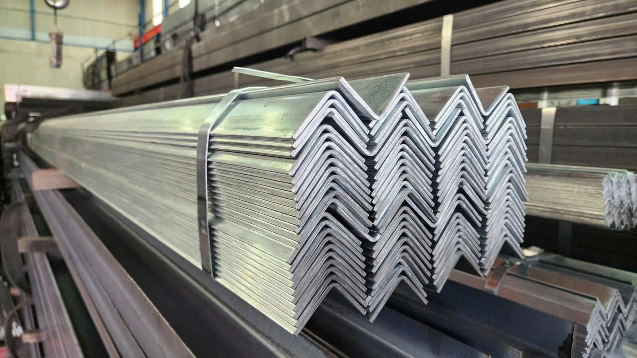 Giá Thép V mạ kẽm nhúng nóng