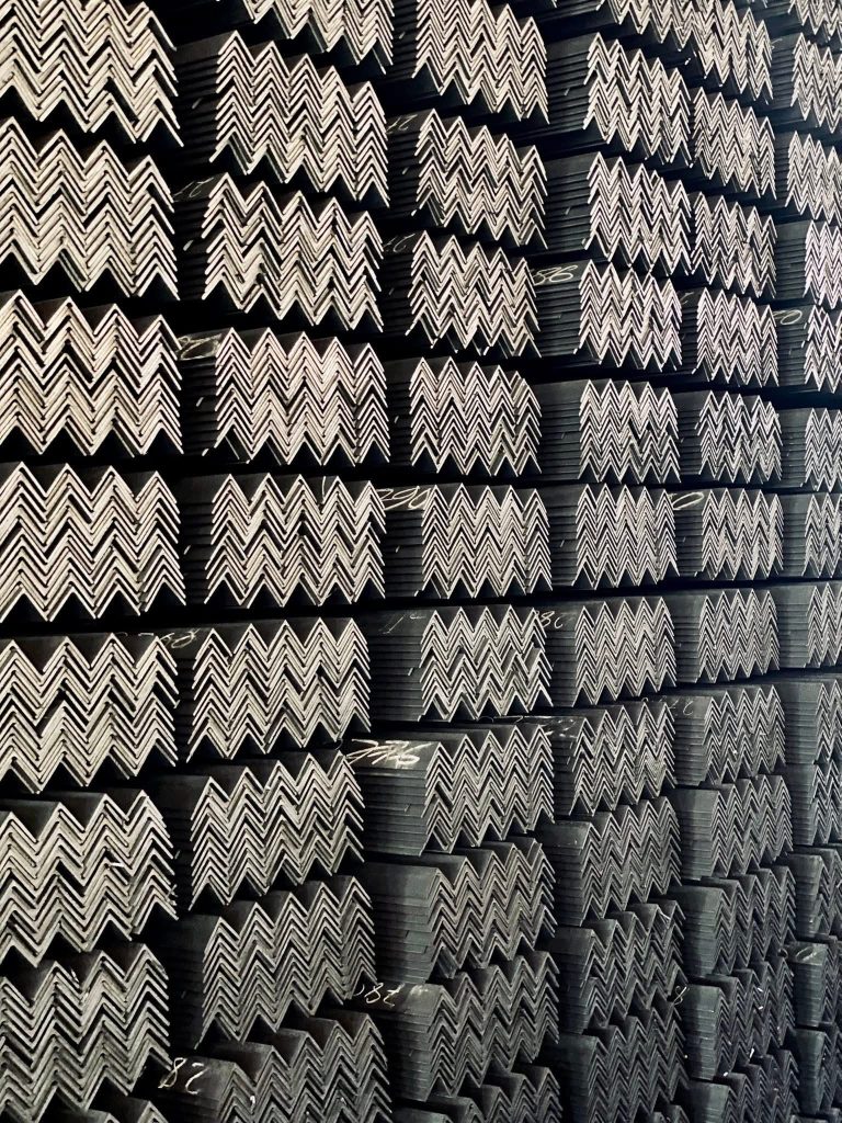 Hướng dẫn chọn mua thép V40x40