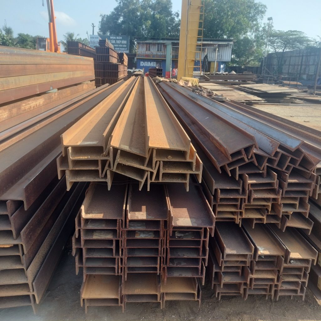 Giá thép H cũ bao nhiêu 1kg? Cập nhật mới & Chính xác nhất! 2 Thép hình H cũ