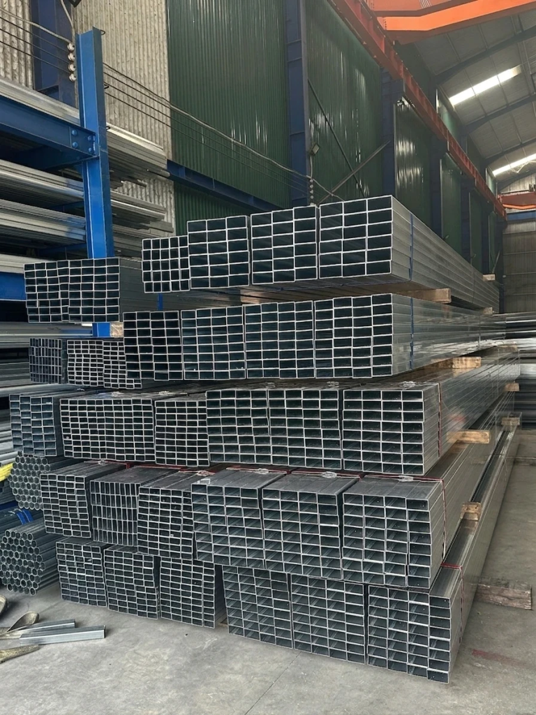 Các yếu tố ảnh hưởng giá thép hộp 30x60