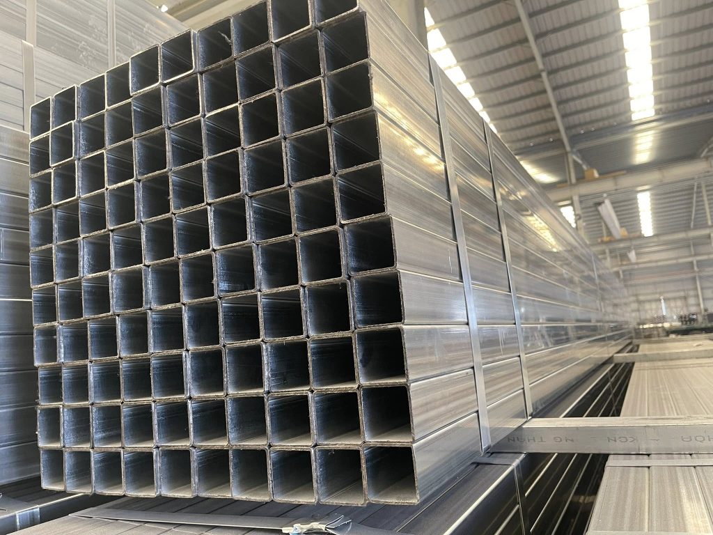Báo giá Thép hộp vuông 40