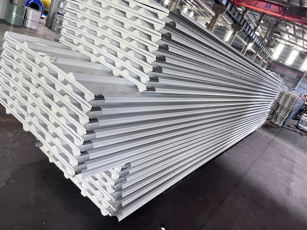 Tôn PU cách nhiệt 5 sóng