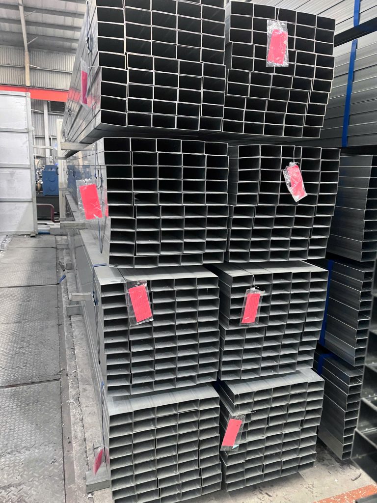 Thép Hộp 13x26 Chất Lượng Cao – Đầy Đủ Quy Cách 6 Thép Hộp 20x40