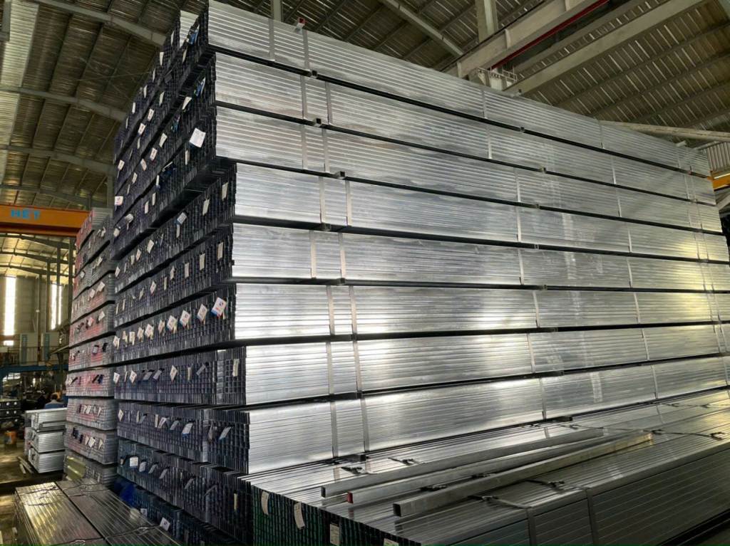 giá thép hộp Long An