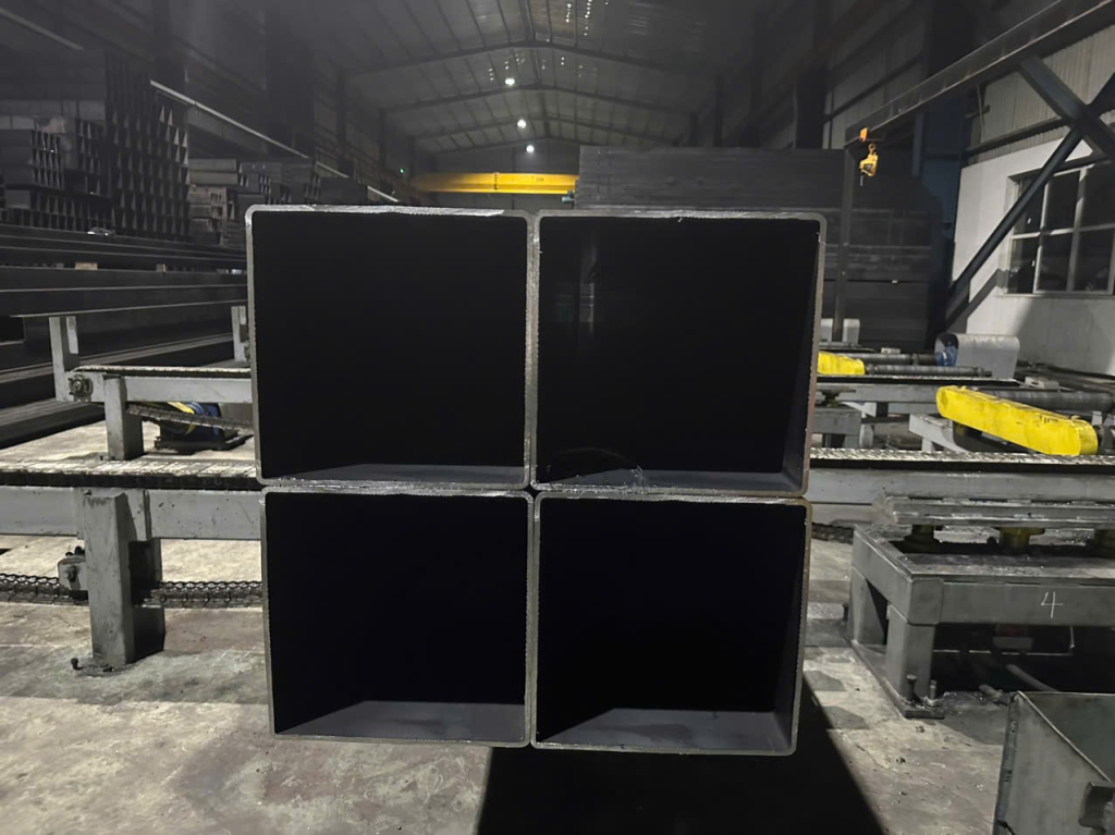 Giá Thép Hộp Bến Tre 