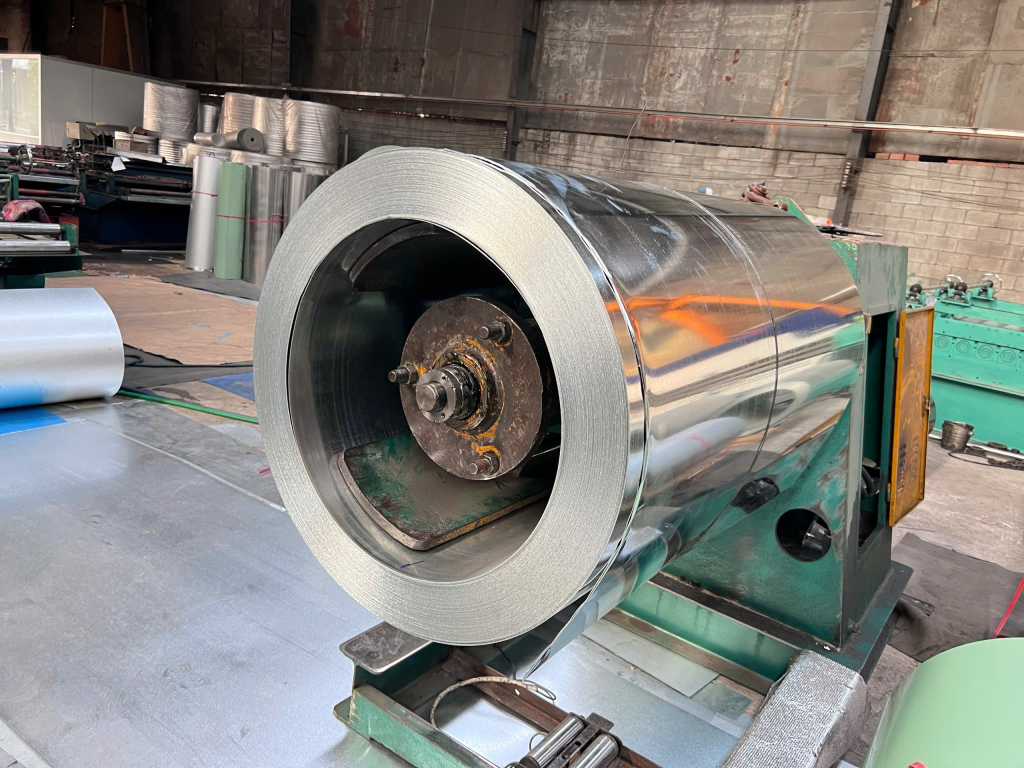 tôn kẽm hòa phát