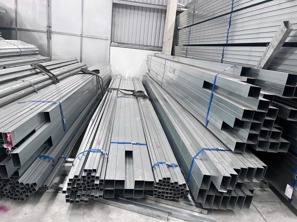 Giá Thép Hộp Tại Bình Thạnh