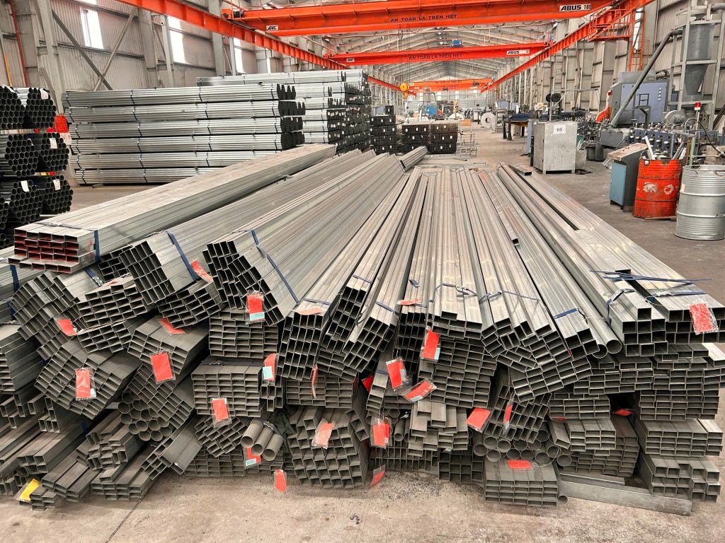 giá thép hộp tại Hóc Môn