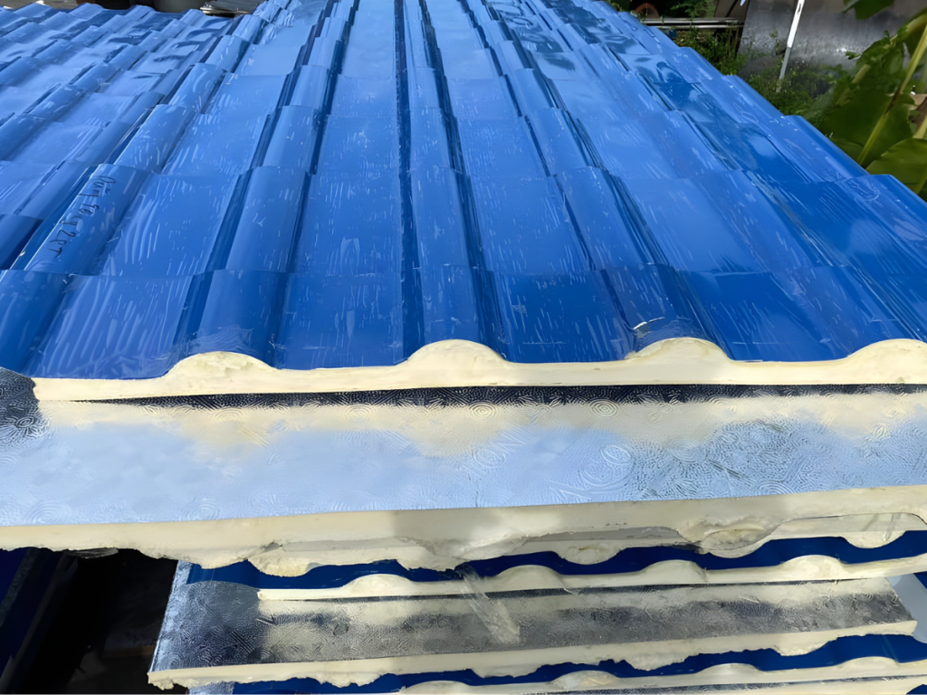 Giá Tôn Xốp Đông Á Mới Nhất – Đầy Đủ Quy Cách, Giá Thành Cạnh Tranh 2 ton gia ngoi cach nhiet dong a