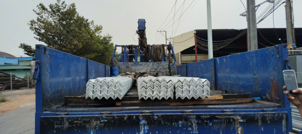 Thép V Cũ - Thanh Lý Giá Tốt, Đầy Đủ Quy Cách, Có Sẵn Hàng 4 Thép V cũ