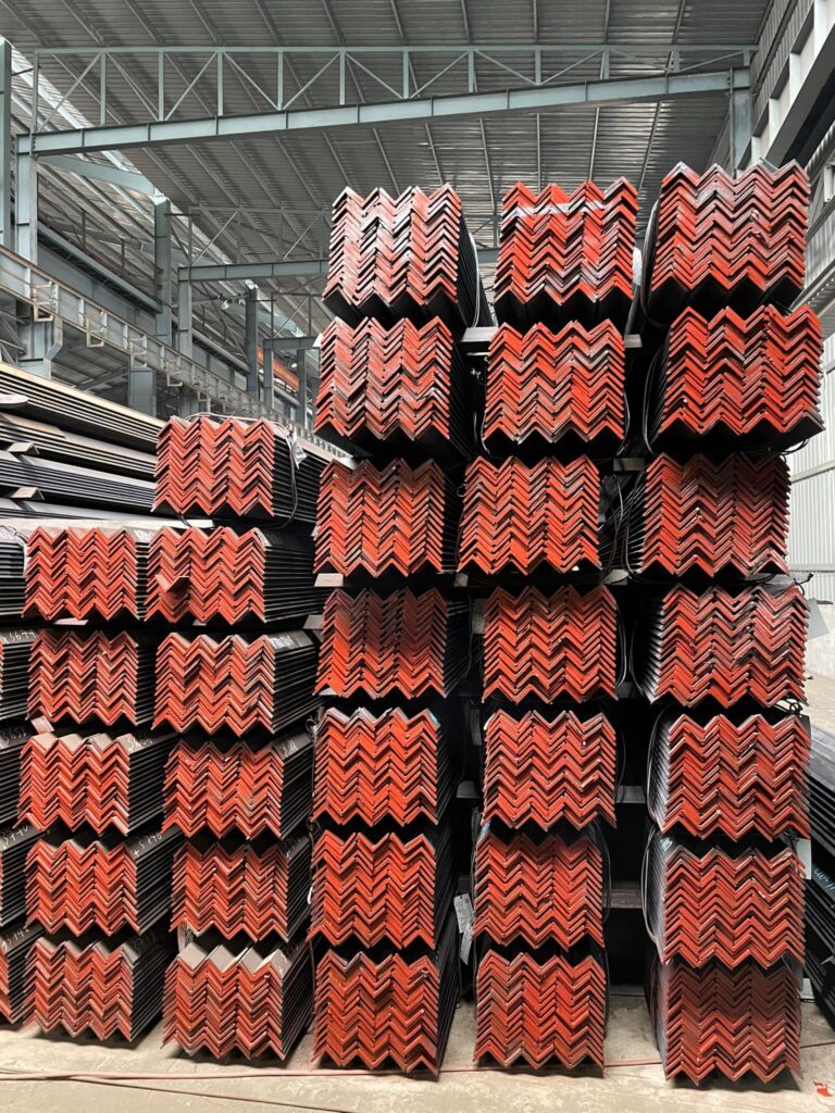 Thép V Cũ - Thanh Lý Giá Tốt, Đầy Đủ Quy Cách, Có Sẵn Hàng 5 Thép V cũ