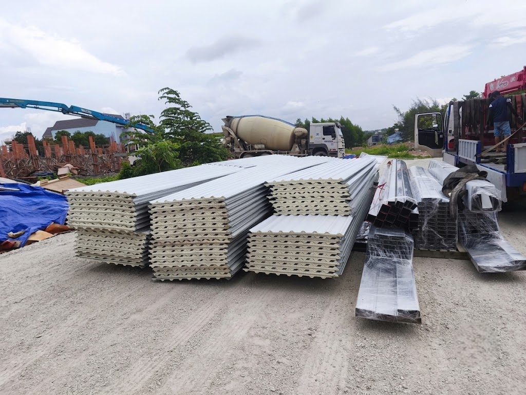 Đại Lý Tôn Cách Nhiệt Tại Quận Nhà Bè: Báo Giá, Tư Vấn 24/7 5 Thép SATA cung cấp tôn cách nhiệt cho nhiều công trình tại Nhà Bè