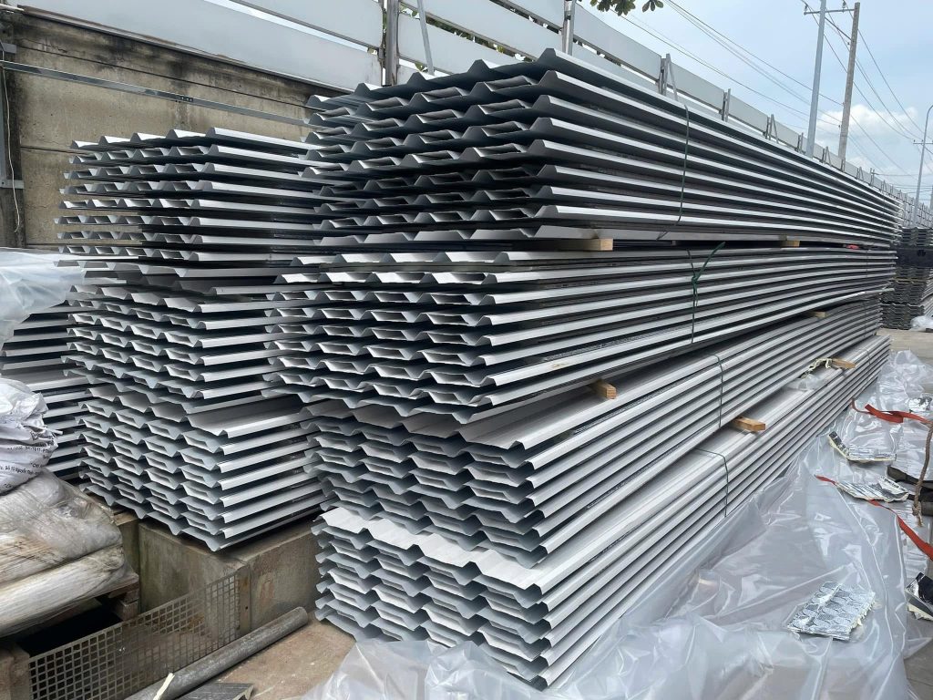 Cập nhật giá tôn cách nhiệt tại quận 10