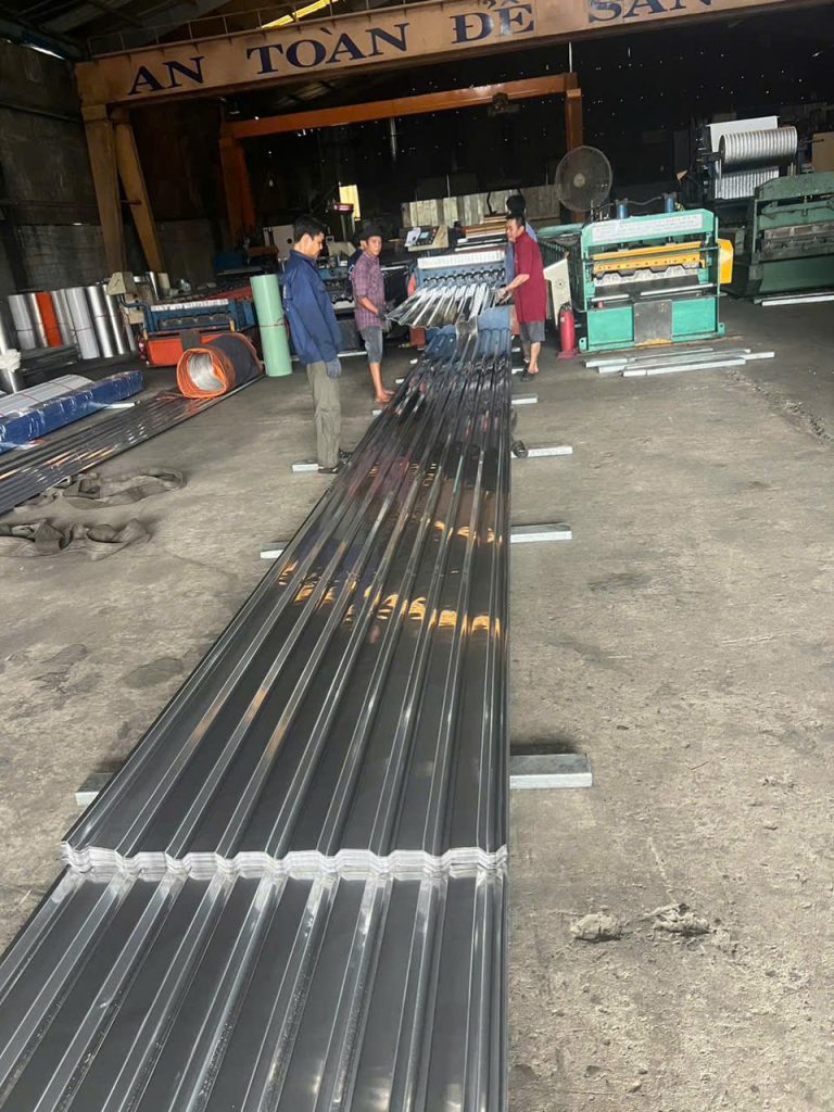 Tôn inox 11 sóng – Sản phẩm chính hãng chất lượng, giá tốt! 6 Giá tôn inox 11 sóng tại thép SATA