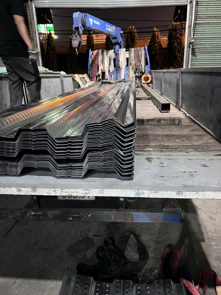 Tôn sàn deck