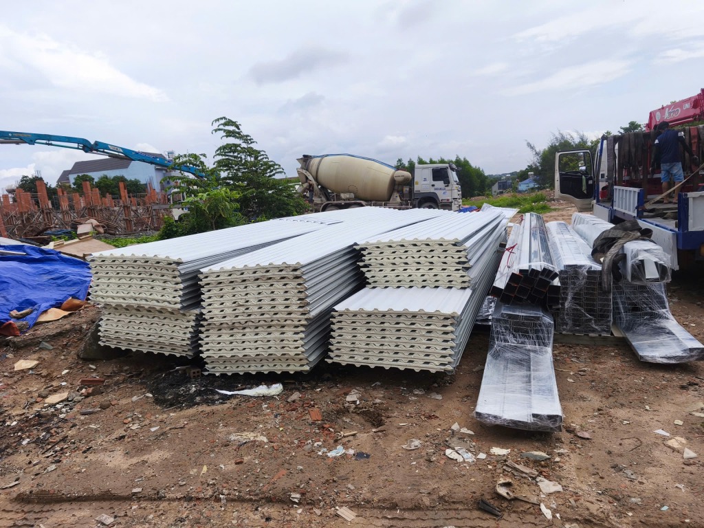 Đại Lý Tôn Cách Nhiệt Tại Thuận An - Thép SATA 3 Đại Lý Tôn Cách Nhiệt Tại Thuận An