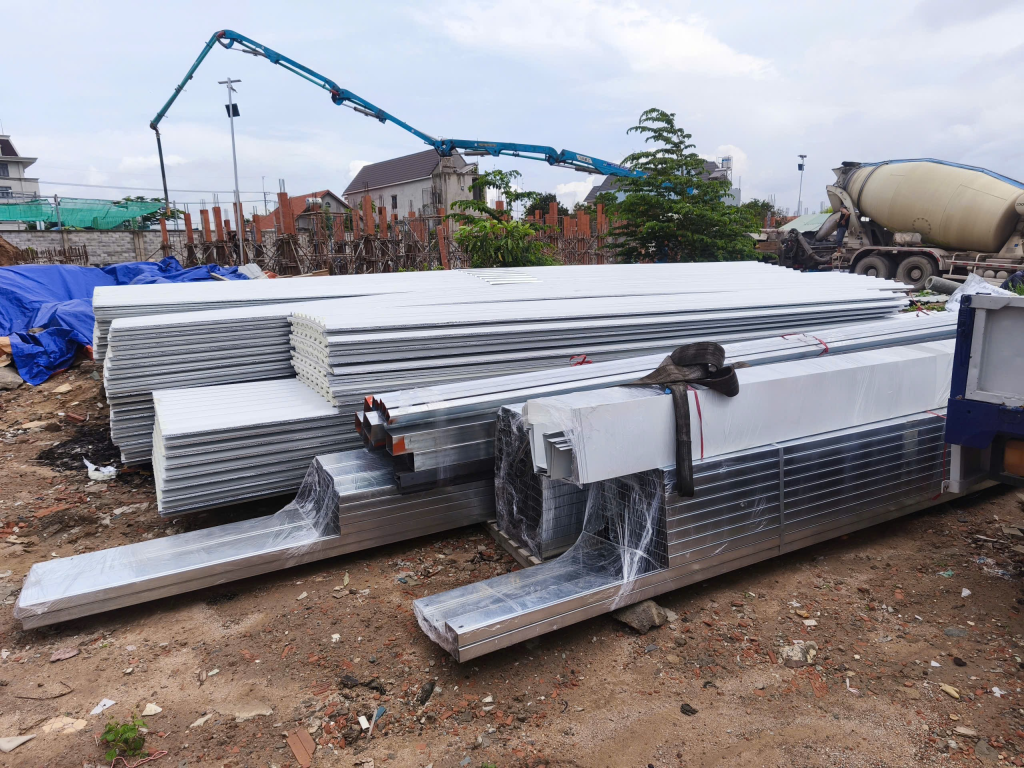 Ứng Dụng Của Tôn Cách Nhiệt
