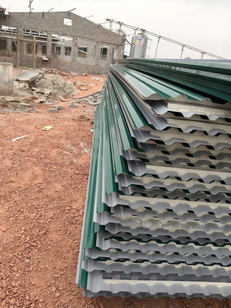 Giá Tôn Cách Nhiệt Tại Quận 12 - Giá Tận Xưởng, Giao Nhanh 6 Ứng Dụng Thực Tế Của Tôn Cách Nhiệt Tại Quận 12