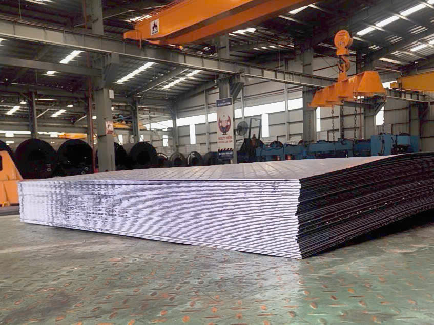Thép Tấm Nhám Công Nghiệp – Giải Pháp Thi Công Hiệu Quả 7 Lựa Chọn Đúng Độ Dày Thép Tấm Nhám