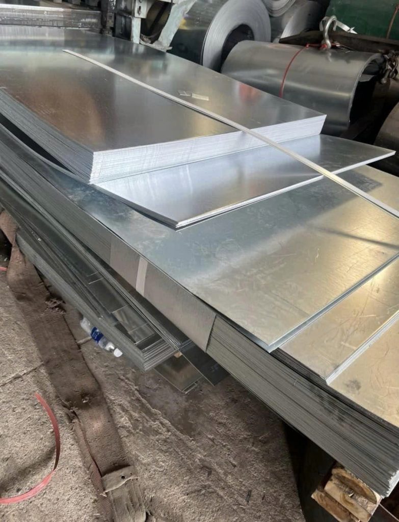 Giá Tôn Inox Phẳng Bao Nhiêu? Bảng Giá Mới Nhất Hôm Nay 4 Tôn inox phẳng