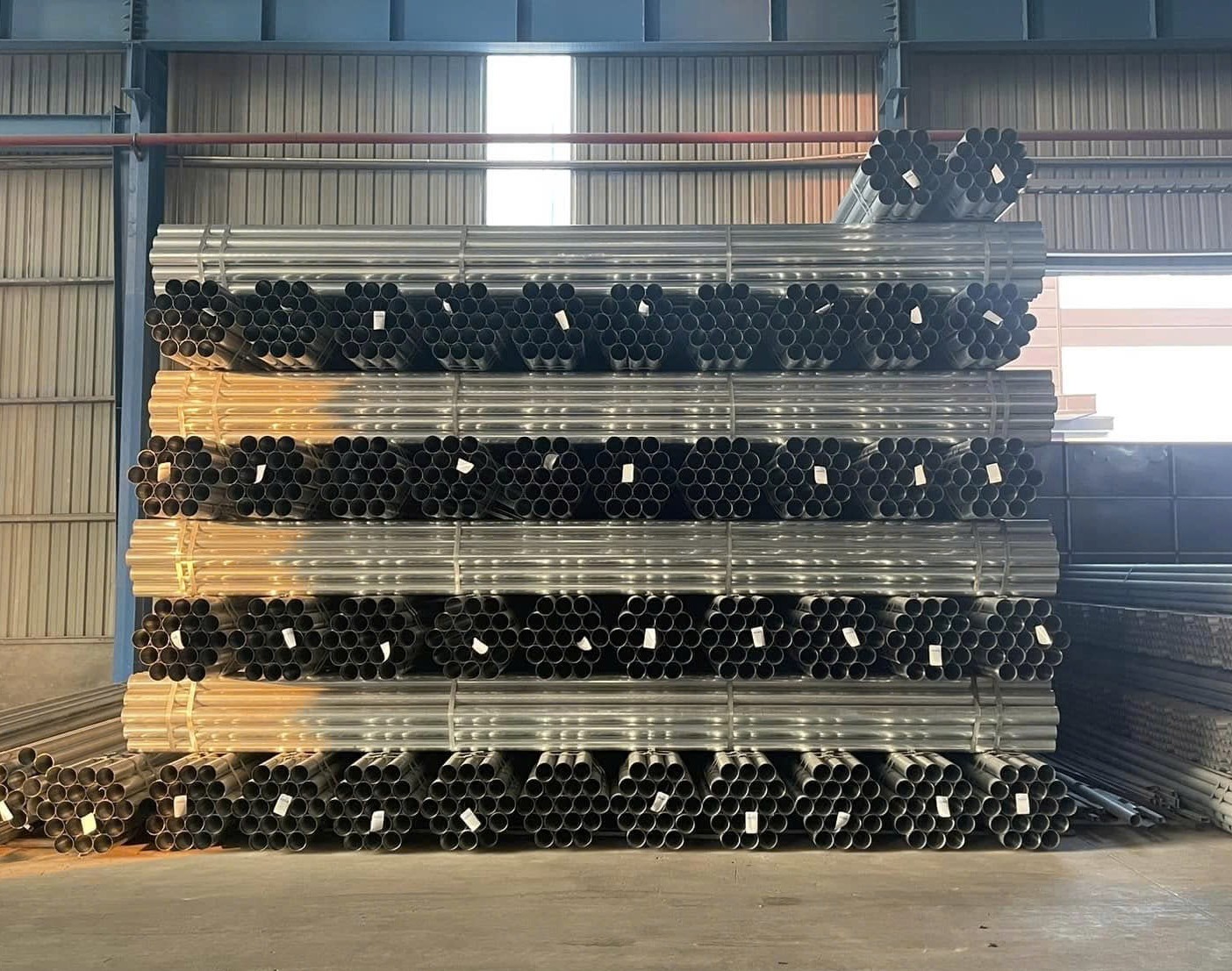 Cập Nhật Giá Thép Ống Mạ Kẽm 49 – Sản Phẩm Uy Tín, Giá Cạnh Tranh 1 thep ong ma kem 49