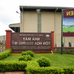 Nhà Máy Tôn Hoa Sen Phú Mỹ – Quy Mô, Công Nghệ Và Năng Lực Sản Xuất Hàng Đầu