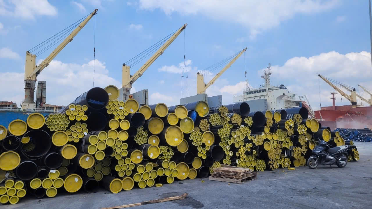 Ống Thép Đúc Phi 12: Cẩm Nang Toàn Diện Về Kỹ Thuật & Ứng Dụng Chế Tạo 1 Ống thép đúc phi 12